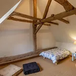 Vakantiehuis Maison 15eme Siecle A Huille, 2 Ch, Jardin, Cheminee, Proche Loir Et Pistes Cyclables - Fr-1-622-45 Huille-Lezigne
