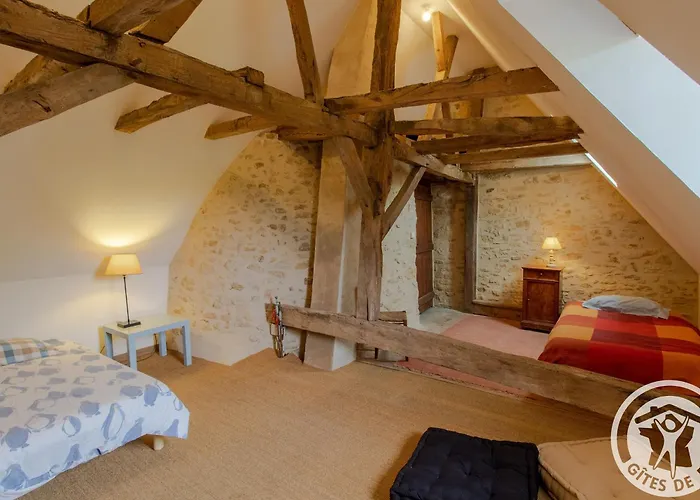 Maison 15eme Siecle A Huille, 2 Ch, Jardin, Cheminee, Proche Loir Et Pistes Cyclables - Fr-1-622-45 Ferienhaus *