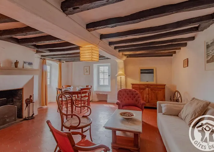 Maison 15eme Siecle A Huille, 2 Ch, Jardin, Cheminee, Proche Loir Et Pistes Cyclables - Fr-1-622-45 Ferienhaus Huille-Lezigne