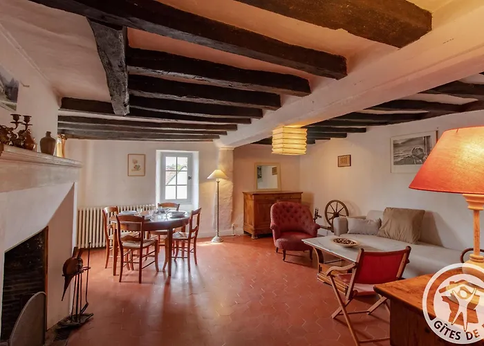 Ferienhaus Maison 15eme Siecle A Huille, 2 Ch, Jardin, Cheminee, Proche Loir Et Pistes Cyclables - Fr-1-622-45 *