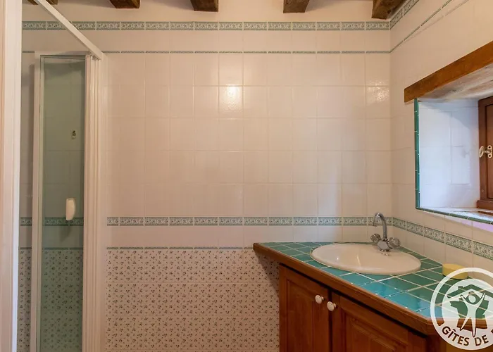 Ferienhaus Maison 15eme Siecle A Huille, 2 Ch, Jardin, Cheminee, Proche Loir Et Pistes Cyclables - Fr-1-622-45